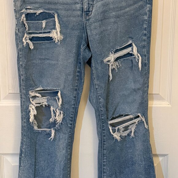 American Eagle Next Level Ripped Super High-Waisted Flare Jeans 18 Long - Picture 2 of 6